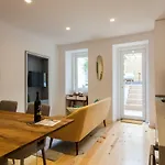 Charming Terrace - Liberdade Apartmán