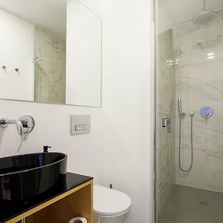 Charming Terrace - Liberdade Apartment Lisbon